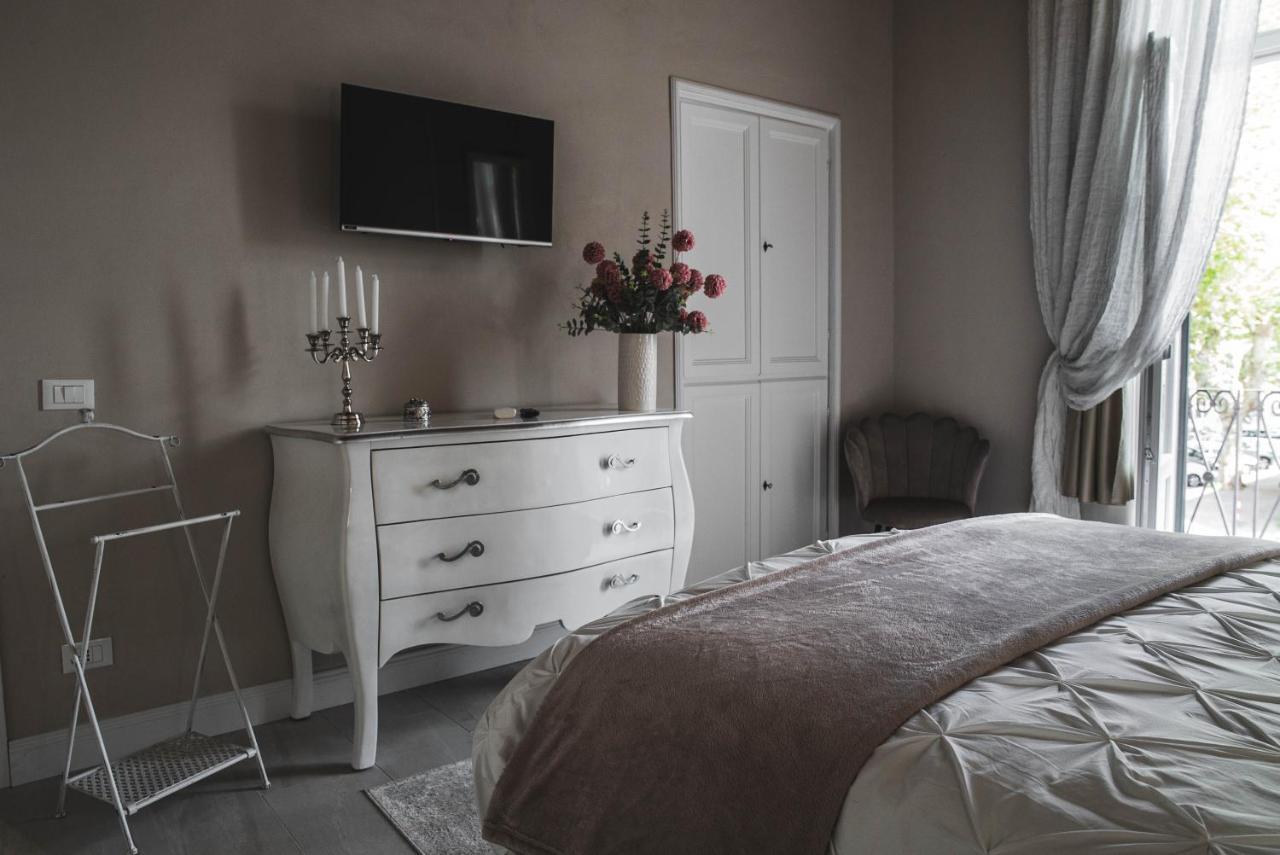 Belvedere Luxury Apartment, View On The Lucca Walls Экстерьер фото